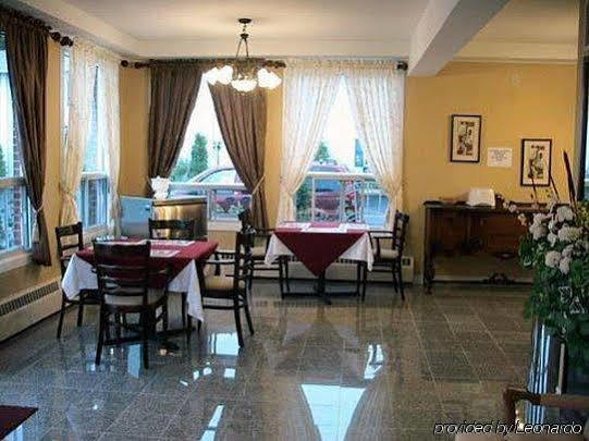 Super 8 By Wyndham Pembroke Ξενοδοχείο Εξωτερικό φωτογραφία